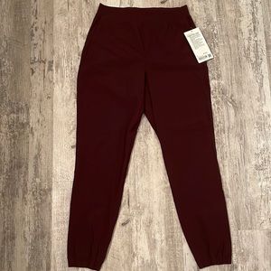 NWT Lululemon Adapted State Jogger size 6